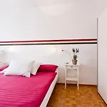 Penthouse By Interhome Apartament